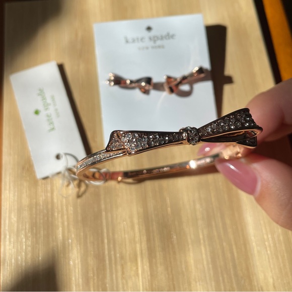 Kate Spade Matching Bow Bangle and Earring Set - Picture 4 of 7